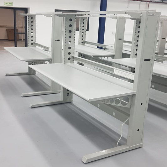 שולחן עבודה לטכנאי – תמונה 3