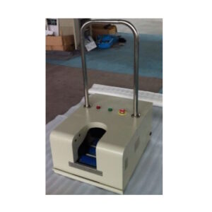 מכונה אוטומטית לניקוי נעליים