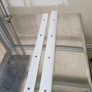 פרופיל לחיבור יריעת פי.וי.סי PVC -ל T BAR