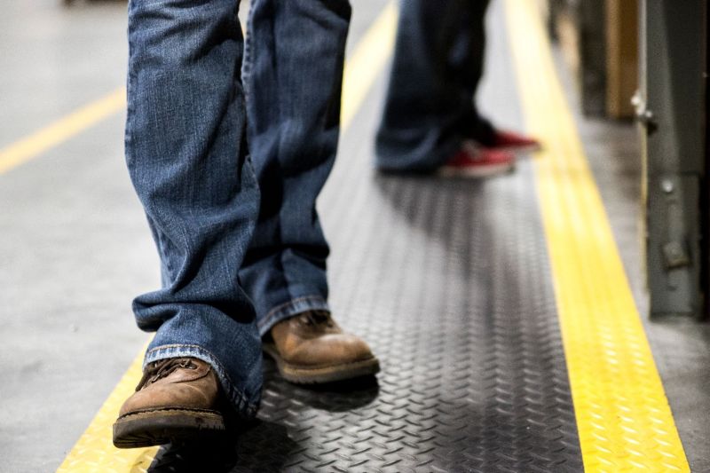 משטח דריכה נגד עייפות