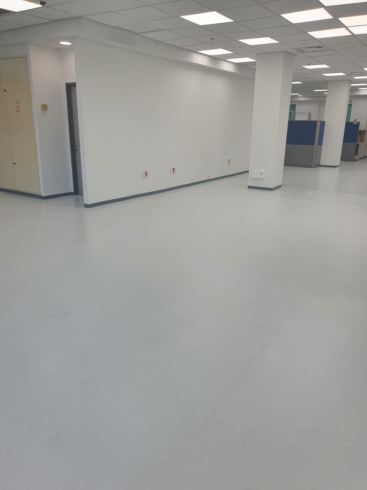 חיפוי רצפות למפעל