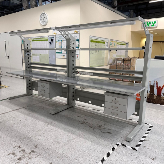 שולחן טכנאי לרצפת ייצור