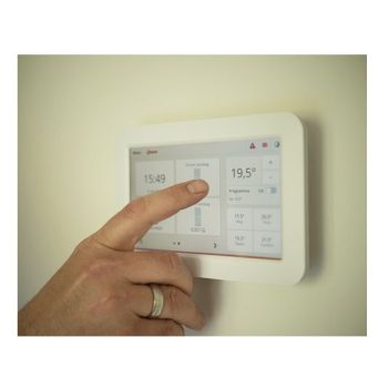 בדיקת טמפרטורה ולחות בחדרים נקיים